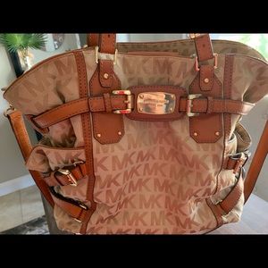 Michael Kors Gansevoort Bag